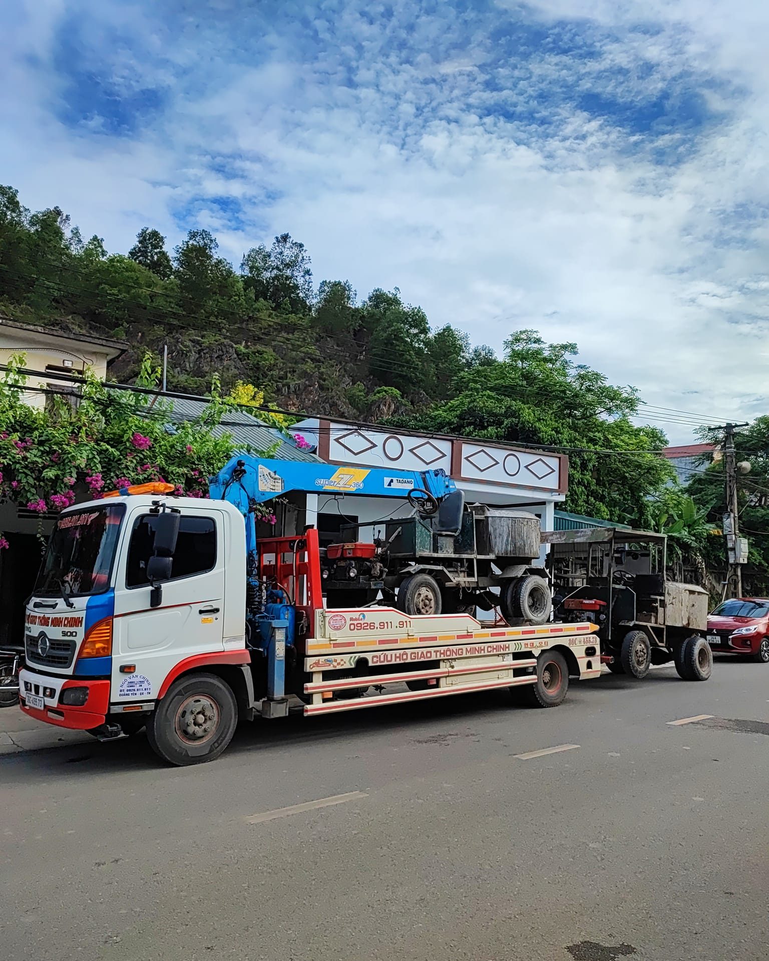 Chuyên cứu hộ bình ắc quy ô tô tại Sầm Sơn